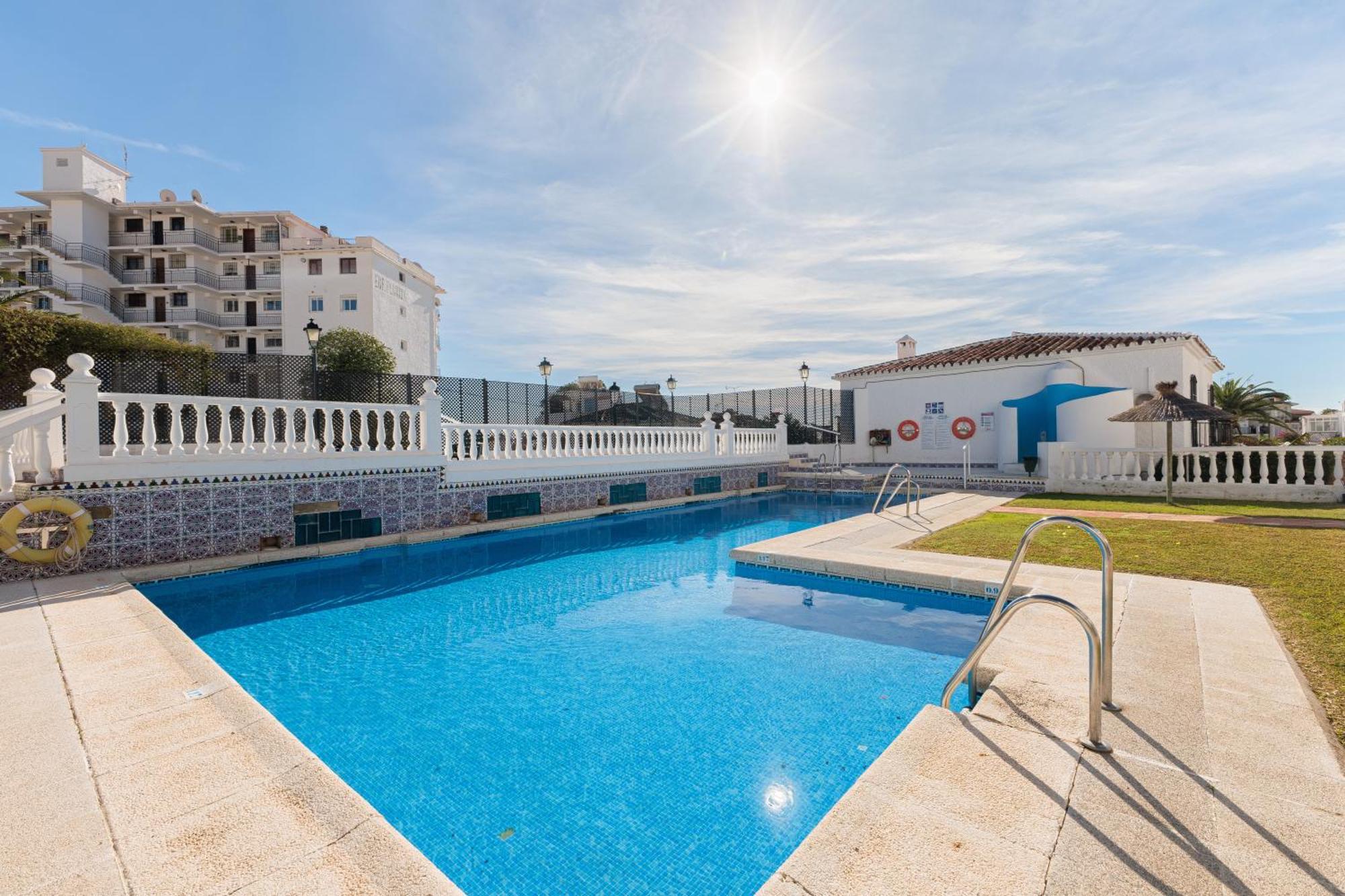 1 Bedroom In Verano Azul, Free Wi-Fi เนร์คา ภายนอก รูปภาพ